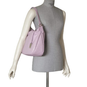 Alternative view of Sacca a spalla D24124 in pelle da donna