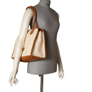 Borsa a mano on pelle e paglia intrecciata di Pelletteria Veneta di colore cuoio