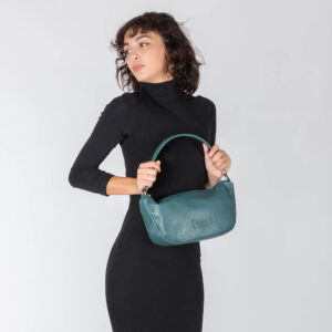 Alternative view of Womens leather shoulder bag M25811 by Pelletteria Veneta