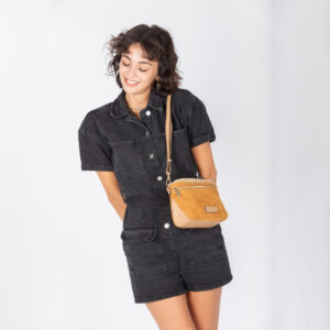 Alternative view of Nubuk clutch NB25418 by Pelletteria Veneta