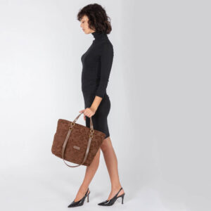 Alternative view of Embroidered farbric Shopper T25720 by Pelletteria Veneta