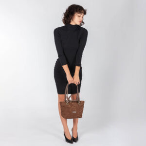 Alternative view of Embroidered farbric Shopper  T25721 by Pelletteria Veneta
