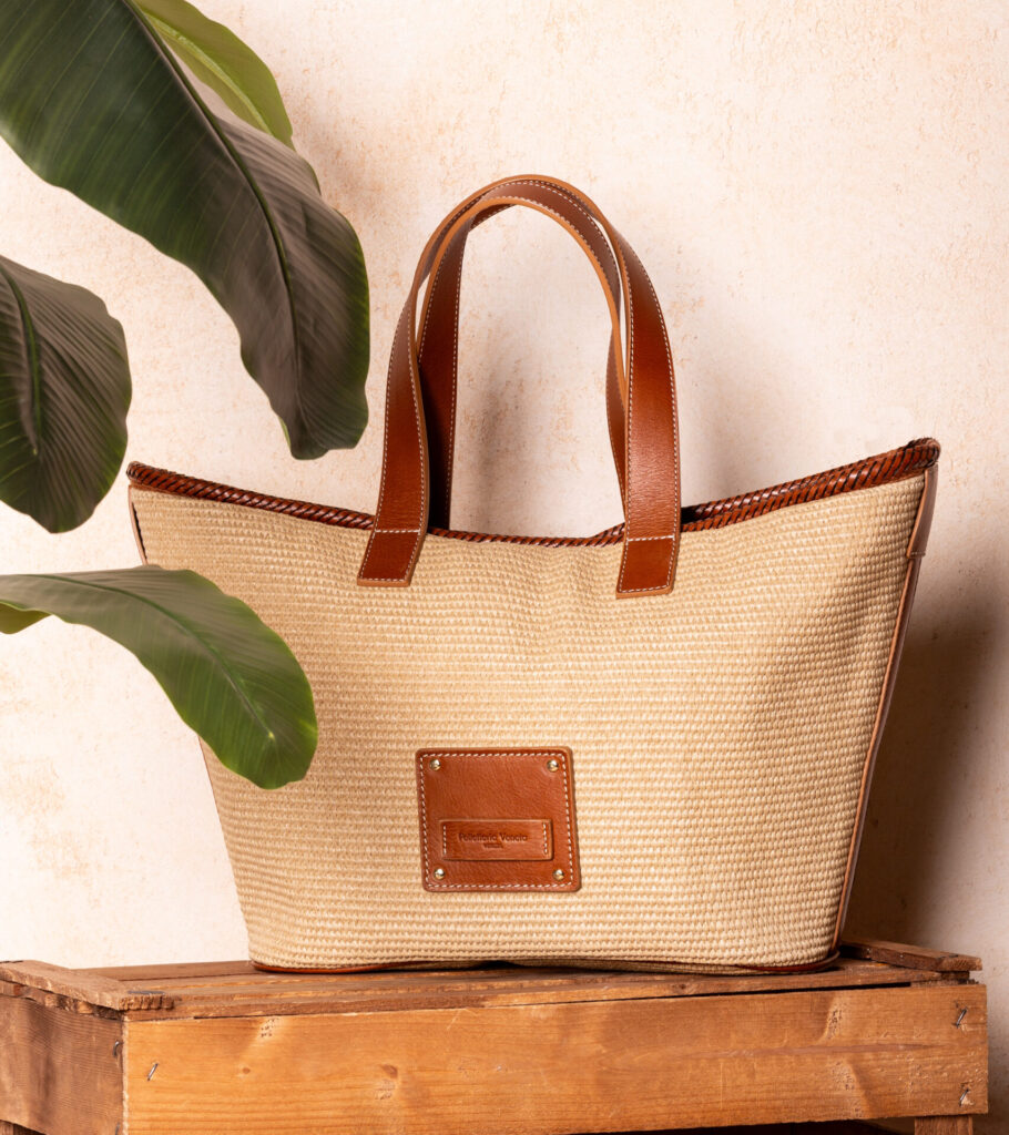 Shopper in paglia e pelle Pelletteria Veneta collezione Estate 2026