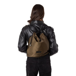 Zaino convertibile a spalla in nylon e pelle da donna di Pelletteria Veneta
