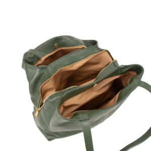 Shopper in pelle da donna con scomparti multipli e tracolla regolabile in tessuto art D27313 di Pelletteria Veneta